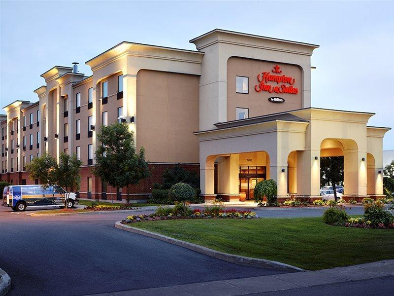 Hampton Inn & Suites Montreal-Dorval Exterior foto