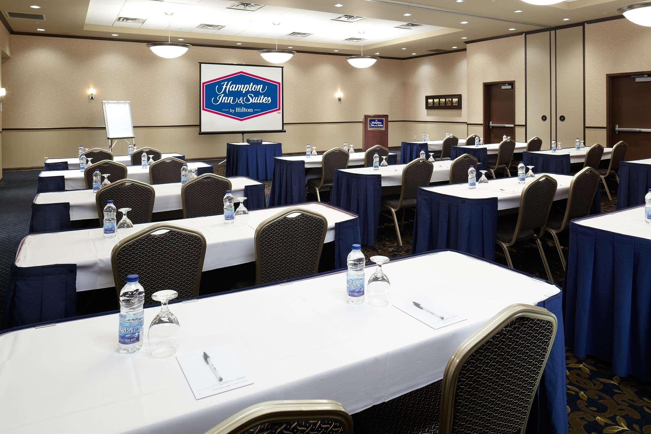Hampton Inn & Suites Montreal-Dorval Business foto