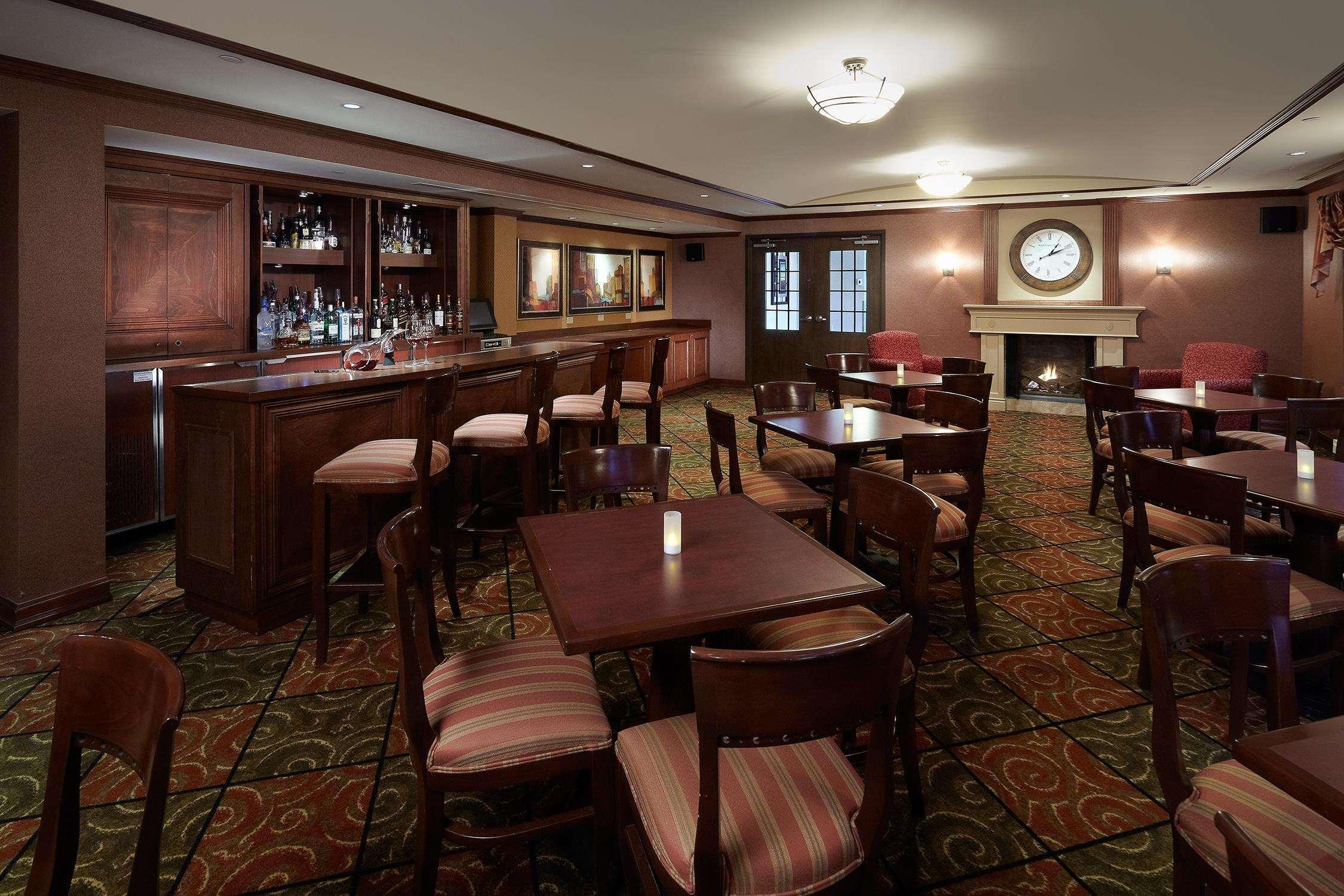 Hampton Inn & Suites Montreal-Dorval Restaurant foto