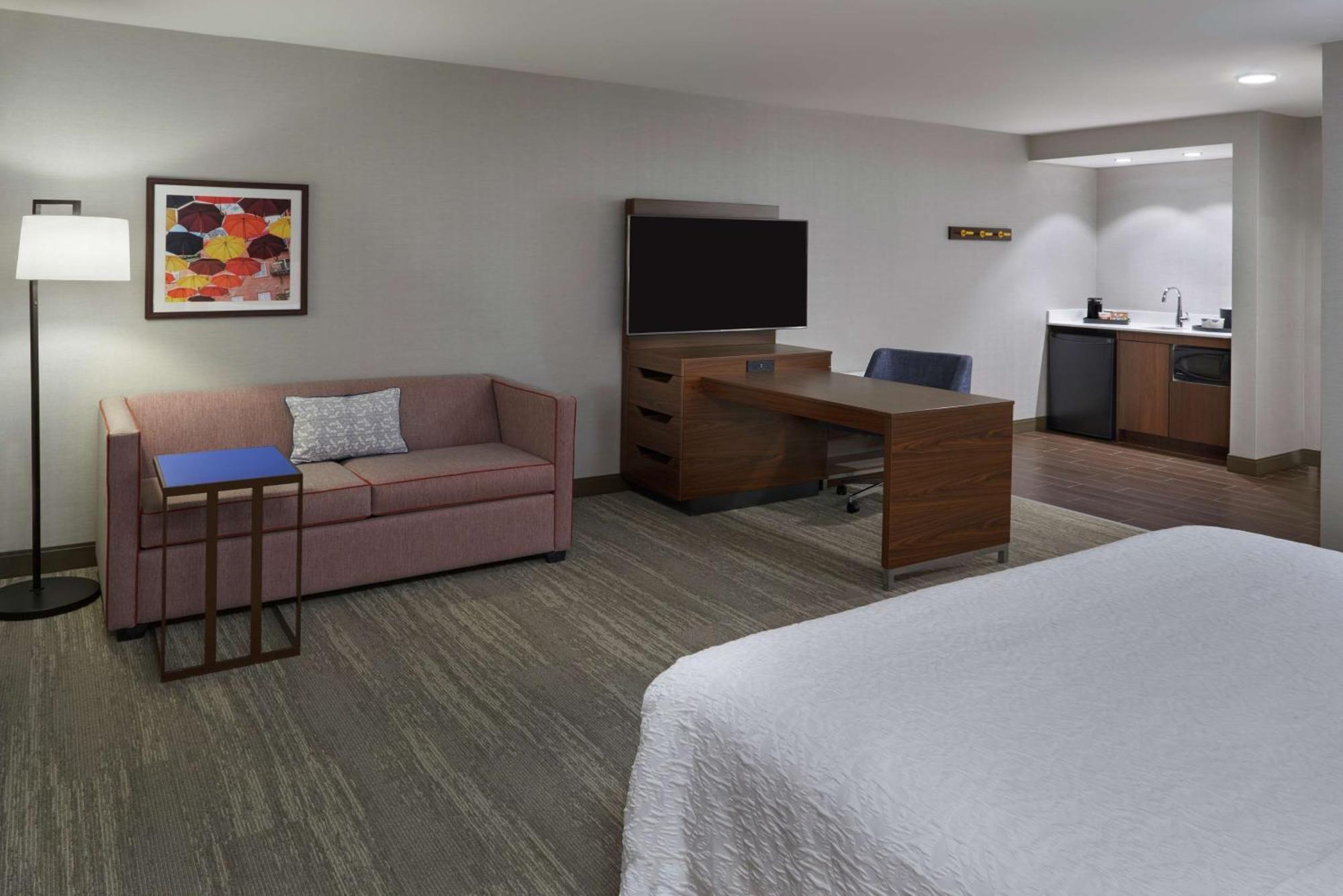 Hampton Inn & Suites Montreal-Dorval Exterior foto